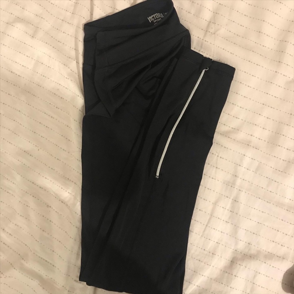 Victoria secret sport ankle zip leggings